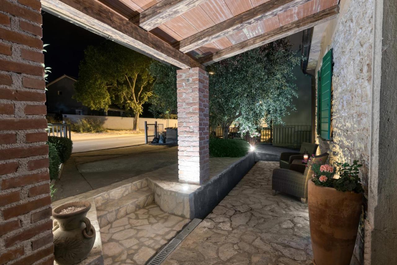 House Dragan 1980 Villa Pula Exterior photo